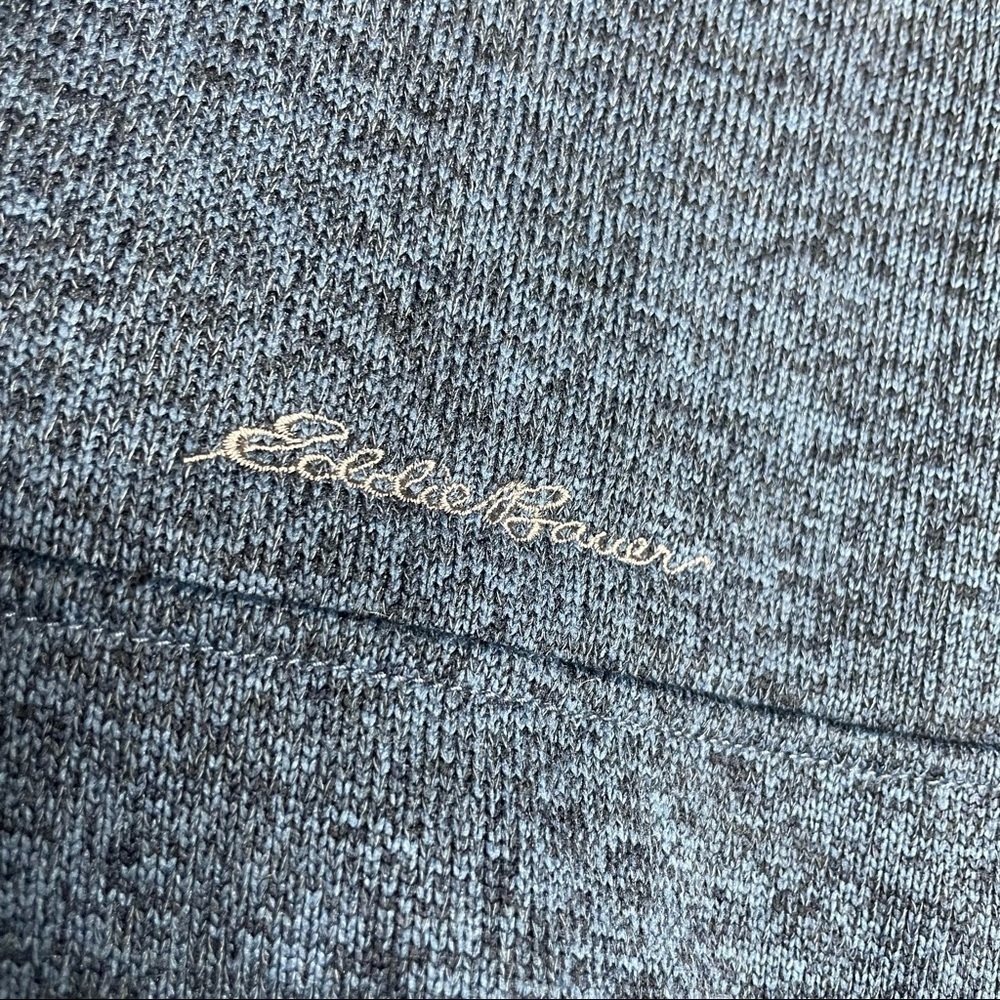 Eddie Bauer Men’s Large Blue Sweater button 1/4 - Picture 3 of 5
